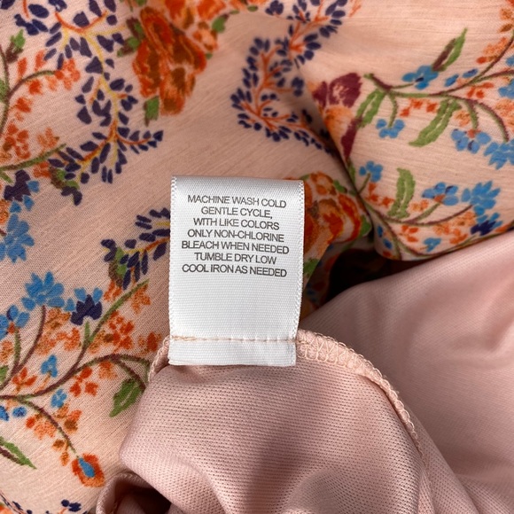CHARLOTTE RUSSE Cute Floral Cold Shoulder Romper S - Picture 5 of 5